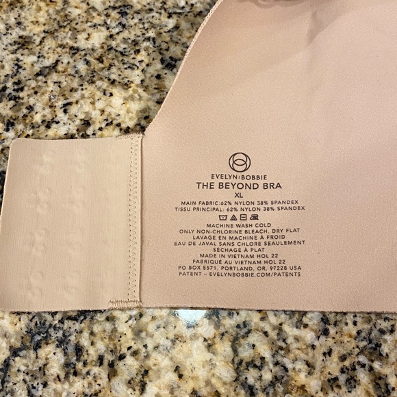Evelyn Bobbie Wireless Beyond Bra - Picture 3 of 4